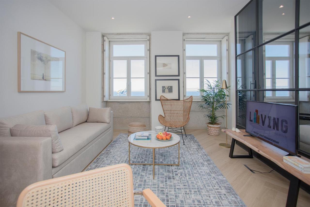 Liiiving In Porto - Luxury Beachfront Apartments Exterior photo