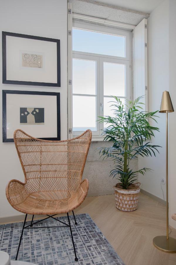 Liiiving In Porto - Luxury Beachfront Apartments Exterior photo