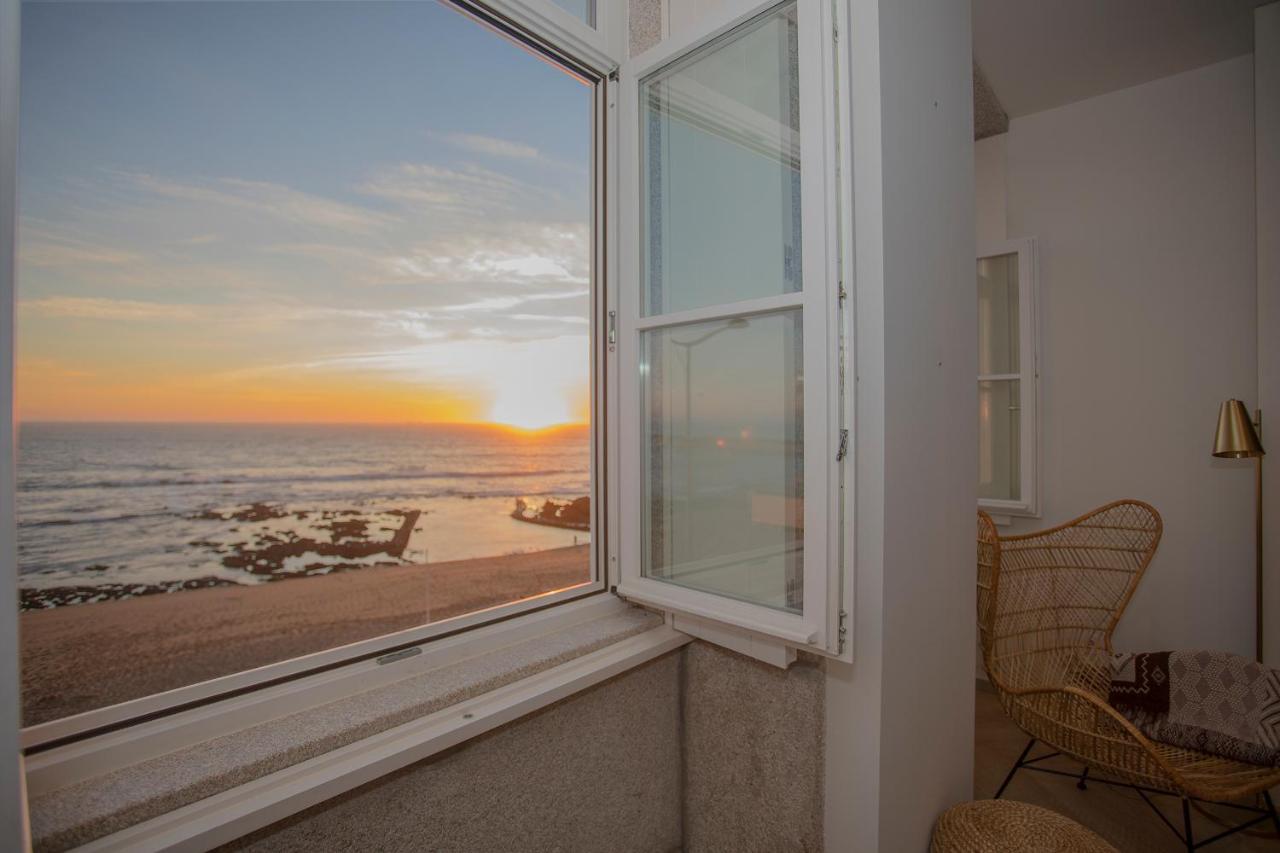 Liiiving In Porto - Luxury Beachfront Apartments Exterior photo
