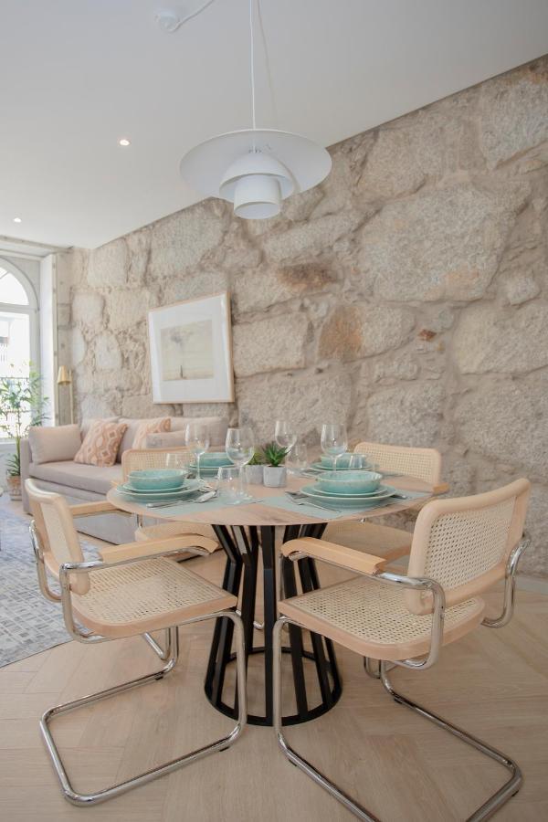Liiiving In Porto - Luxury Beachfront Apartments Exterior photo