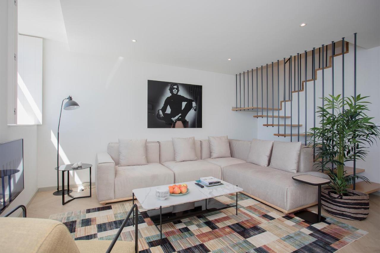 Liiiving In Porto - Luxury Beachfront Apartments Exterior photo