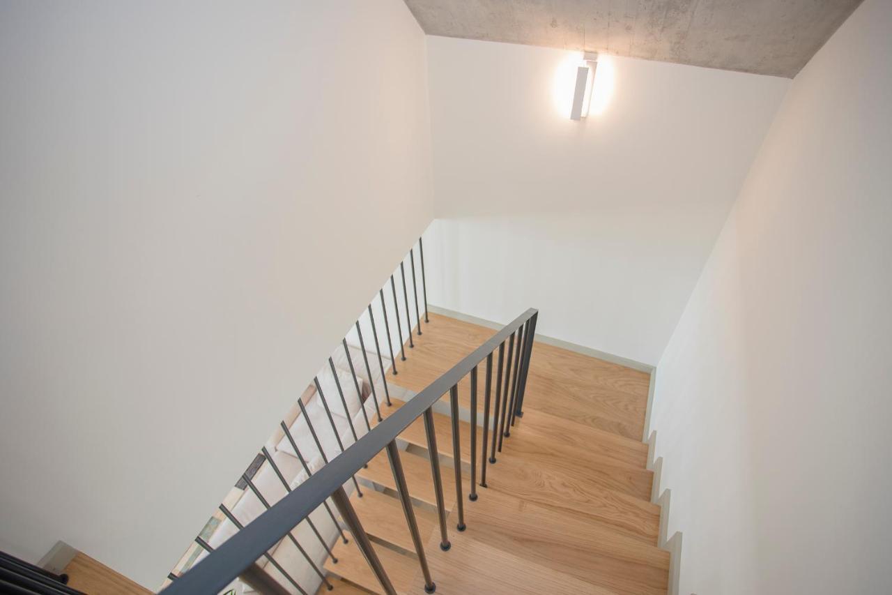 Liiiving In Porto - Luxury Beachfront Apartments Exterior photo