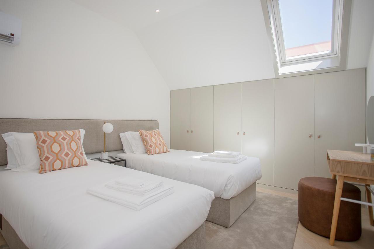 Liiiving In Porto - Luxury Beachfront Apartments Exterior photo