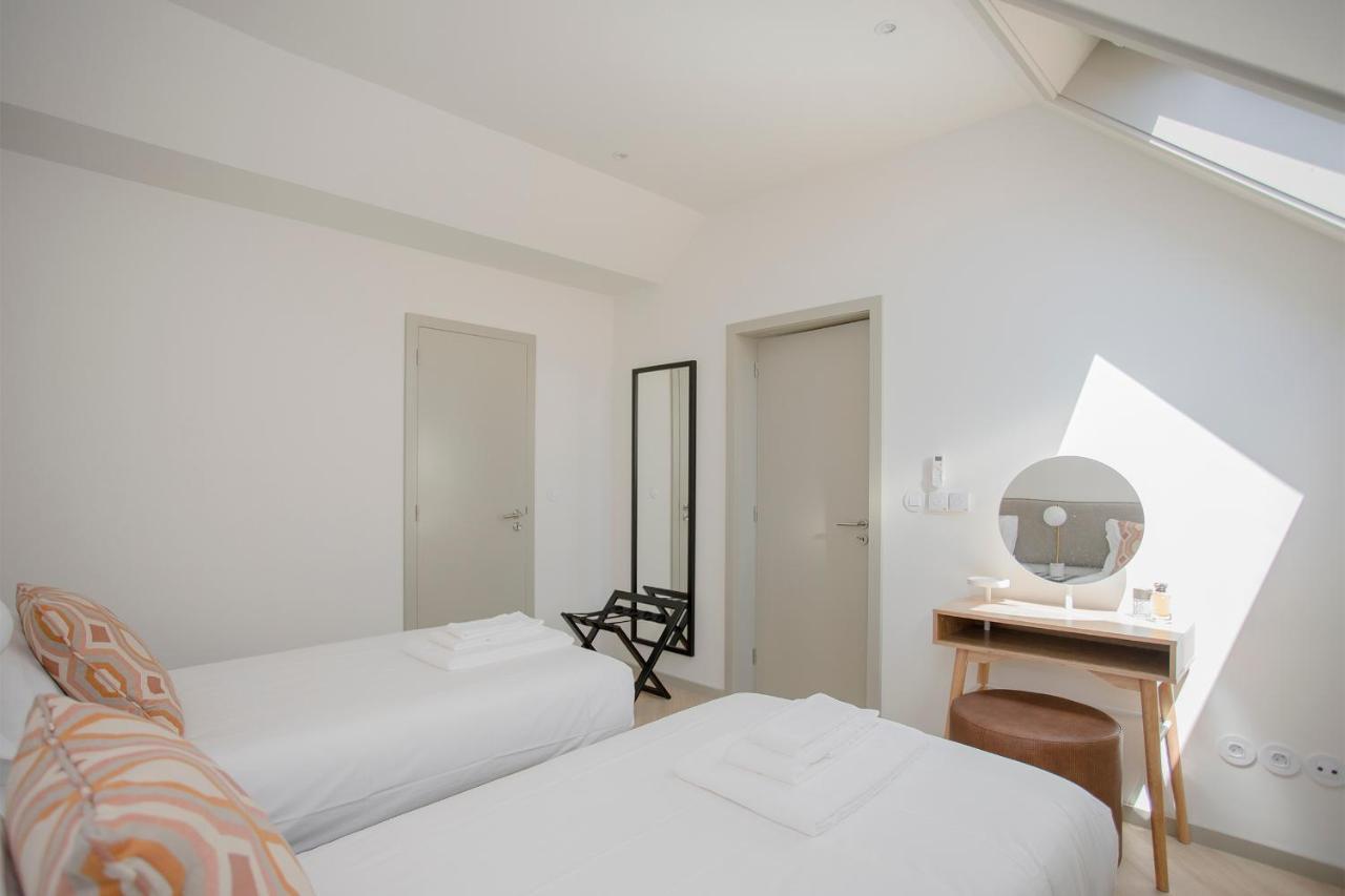 Liiiving In Porto - Luxury Beachfront Apartments Exterior photo